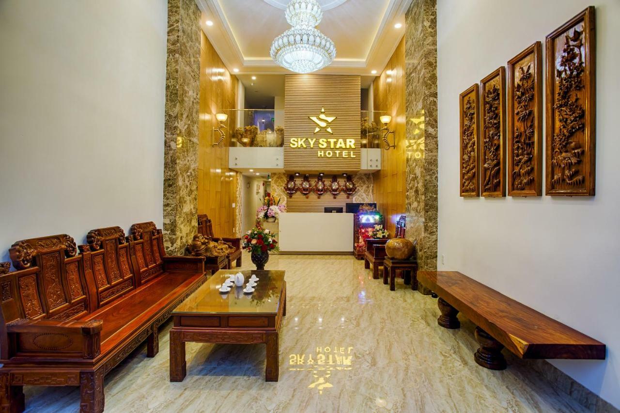 Sky Star Hotel Da Nang Bagian luar foto