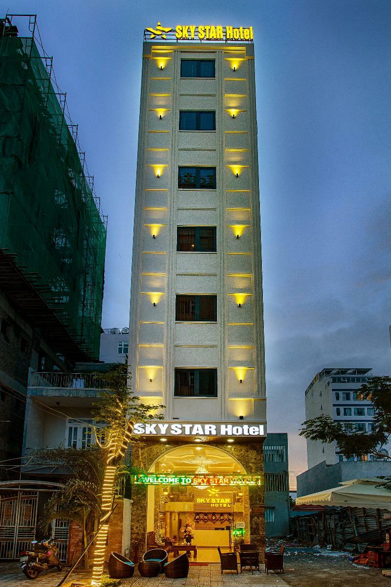 Sky Star Hotel Da Nang Bagian luar foto